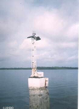 Boya con energía solar, San Lorenzo, Esmeraldas, Ecuador