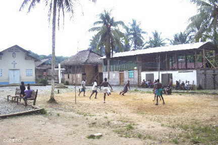 La plaza de Playas de Oro